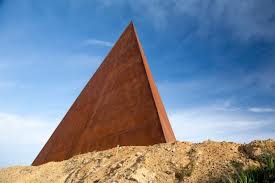 Fondazione Antonio Presti: Piramide 38° Parallelo, Arte al servizio della Pace