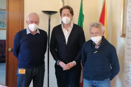 Turismo, l’assessore Messina incontra le guide alpine e vulcanologiche: «Insieme per un turismo responsabile»