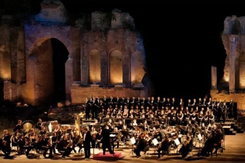 Coro Lirico Siciliano. Mascagni e D’Astorga per una Pasqua in musica firmata