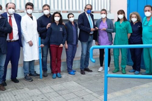 L’Ateneo consegna 10 tablet ai reparti Covid del Policlinico per le esigenze dei pazienti