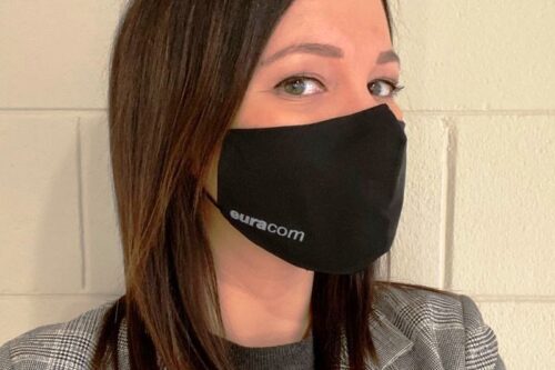 Siamo spiacenti di informarvi che non è il momento di togliersi la mascherina