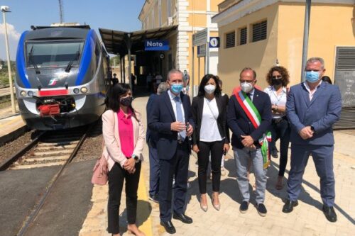 Barocco Line, partono i treni speciali estivi per il Sud-est Sicilia
