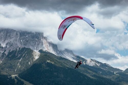 In Val Parma i campionati italiani di parapendio 2021