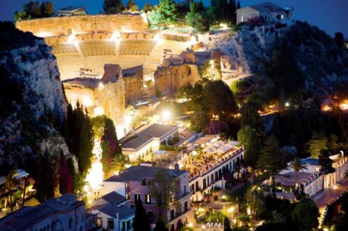 “CAVALLERIA RUSTICANA” E “DODICI ANNI DOPO” a Taormina