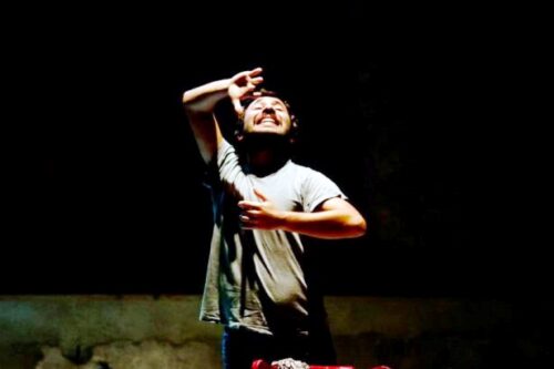 Un cimitero della moda usa e getta di tessuti tossici in Cile