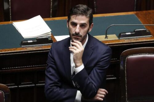 Villarosa: “Chiederò per l’ennesima volta a Governo di modificare decreto Balduzzi”