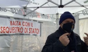Sindaco De Luca prosegue la protesta con lo sciopero della fame, il Governatore Musumeci stabilisce invece che è possibile attraversarlo senza Green pass