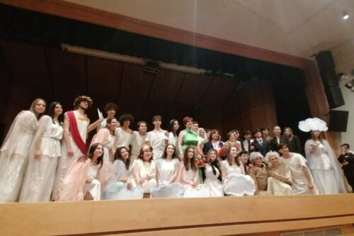 “Le Nuvole “ di Aristofane messo in scena dagli studenti del Liceo Archimede al Palacultura