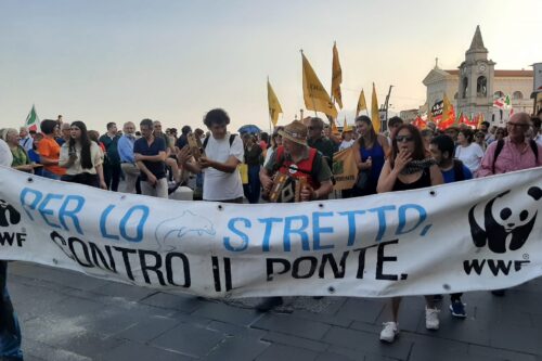 Il fantasma della grande opera, Salvini evita il Ponte