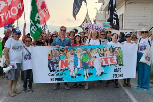 IL GOVERNO COSTRETTO A CHIEDERE LA FIDUCIA SUL DL INFRASTRUTTURE CHE PARLA ANCHE DI PONTE SULLO STRETTO