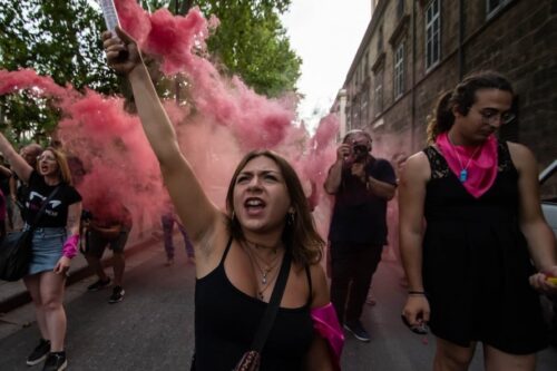 Boicotta, disinvesti e sanziona