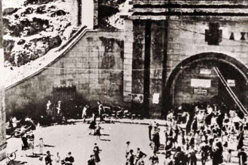 SOLO IL POPOLO AIUTA IL POPOLO!