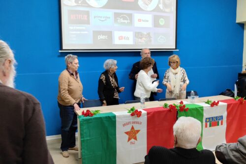 𝐆𝐢𝐨𝐫𝐧𝐚𝐭𝐚 𝐝𝐢 𝐦𝐨𝐛𝐢𝐥𝐢𝐭𝐚𝐳𝐢𝐨𝐧𝐞 𝐯𝐢𝐫𝐭𝐮𝐚𝐥𝐞: 𝐩𝐞𝐫 𝐢𝐥 𝐜𝐞𝐬𝐬𝐚𝐭𝐞 𝐢𝐥 𝐟𝐮𝐨𝐜𝐨 𝐢𝐧 𝐔𝐜𝐫𝐚𝐢𝐧𝐚, 𝐩𝐞𝐫 𝐫𝐢𝐛𝐚𝐝𝐢𝐫𝐞 𝐢𝐥 𝐫𝐢𝐩𝐮𝐝𝐢𝐨 𝐝𝐞𝐥𝐥𝐚 𝐠𝐮𝐞𝐫𝐫𝐚 