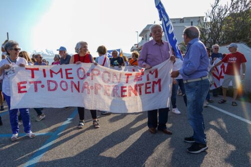 Auguri di buon anno del comitato Noponte Capo Peloro alla città ed al sindaco Basile