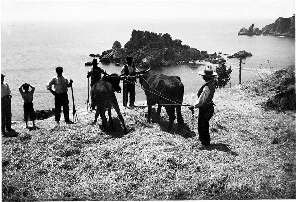 ADDIO alla sede della Camera del Lavoro di Catania – via Crociferi 40. Ripercorrendo gli anni… dagli albori