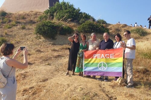 colpevole di aver calpestato la dignità umana