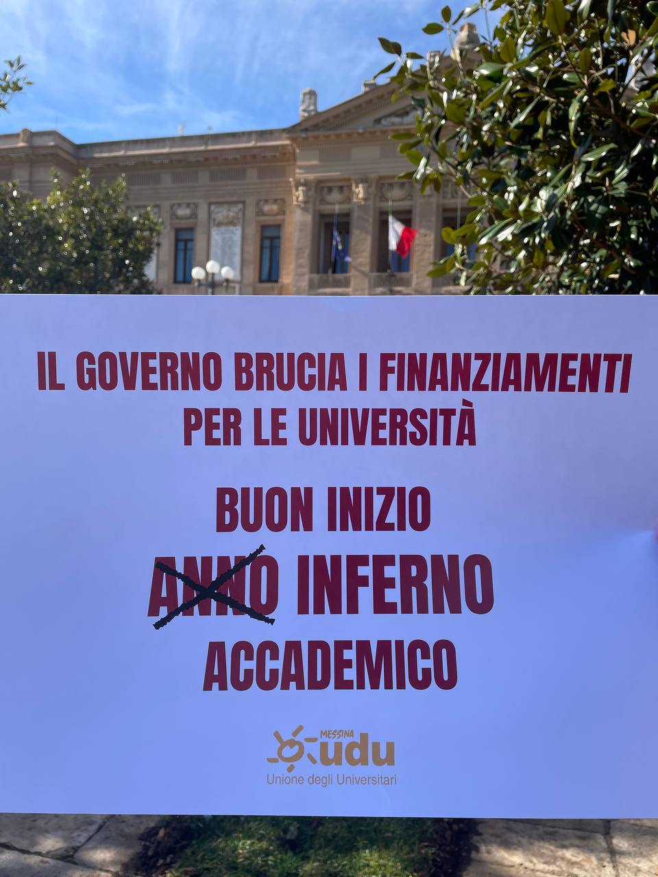 L’UDU Messina: “Il governo brucia i finanziamenti: buon inferno accademico”
