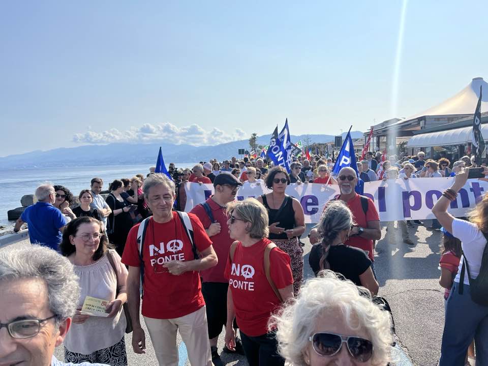 Il Ponte sullo Stretto: fumo negli occhi e promesse vuote