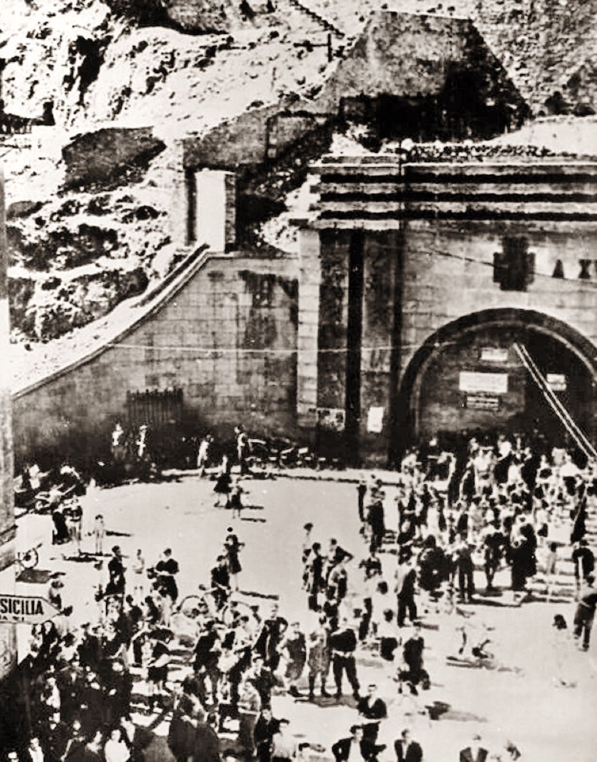 Le scuole contro i tiranni