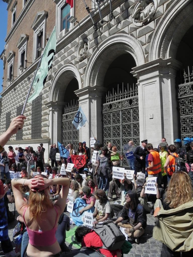 22 SETTEMBRE: MSF IN PIAZZA PER GAZA