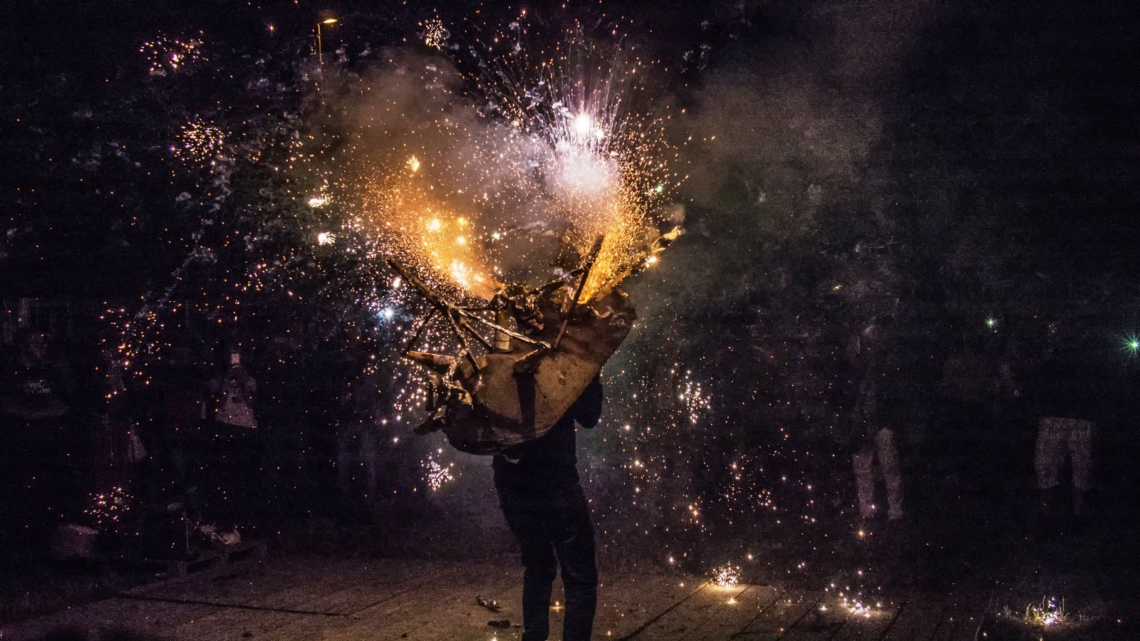 PONTE SULLO STRETTO: LA CORTE DEI CONTI SEGNA ERRORI A MATITA ROSSA E BLU. BOCCIATURA IN ARRIVO?