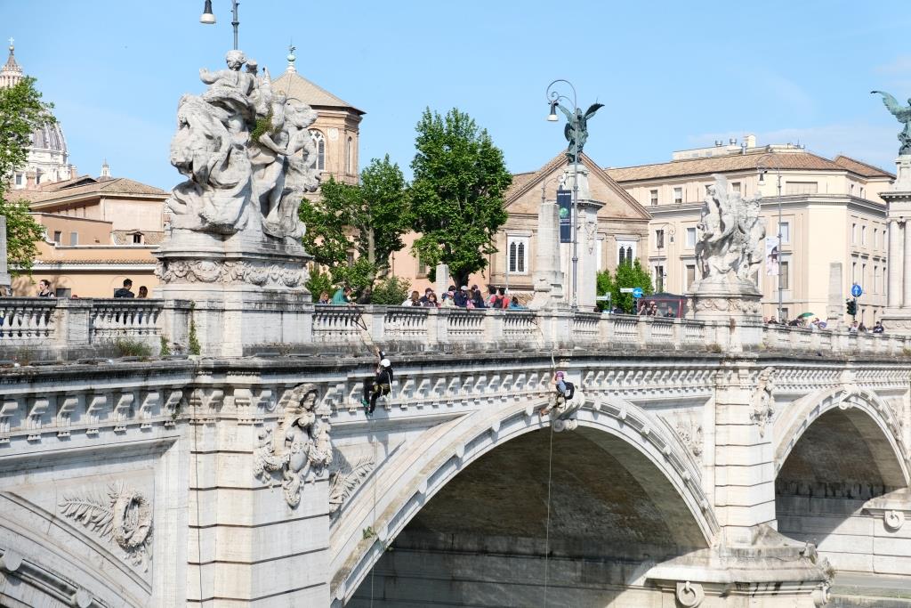 Contro la truffa del ponte, il 29 novembre di nuovo in piazza a Messina!