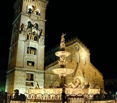 sullo stato di degrado della Fontana di Orione a Piazza Duomo Messina