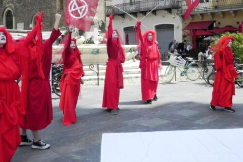 Dopo il cessate-fuoco