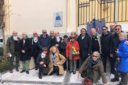 La Costituzione non si tocca: si attua