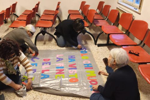 Un esercito di donne tesse la pace
