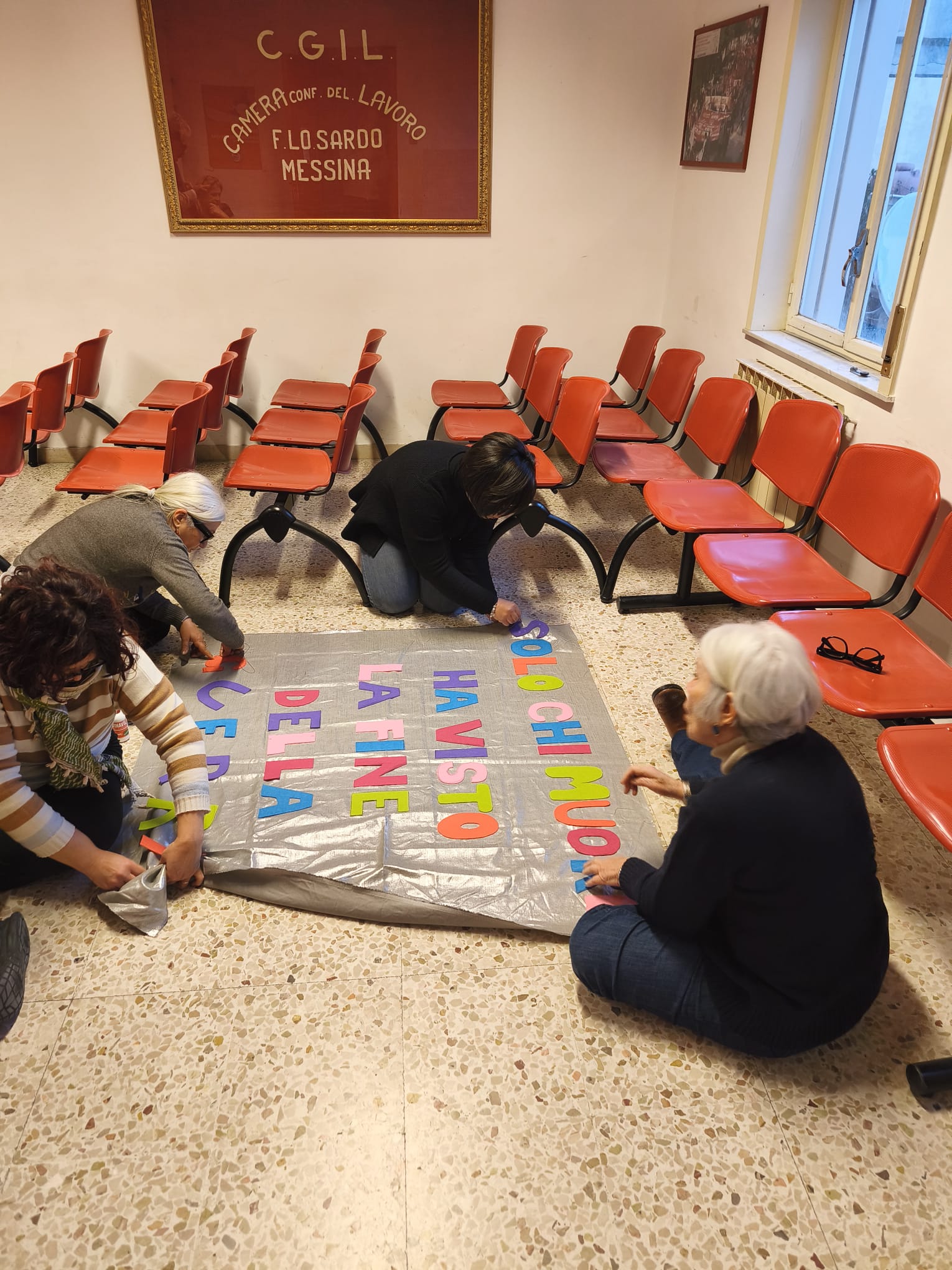 Un esercito di donne tesse la pace