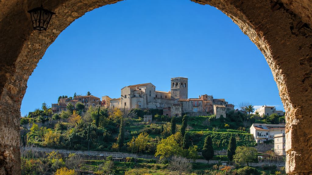 Roccavaldina, spettacolo e cultura: domani 23 agosto il borgo apre le porte ai visitatori